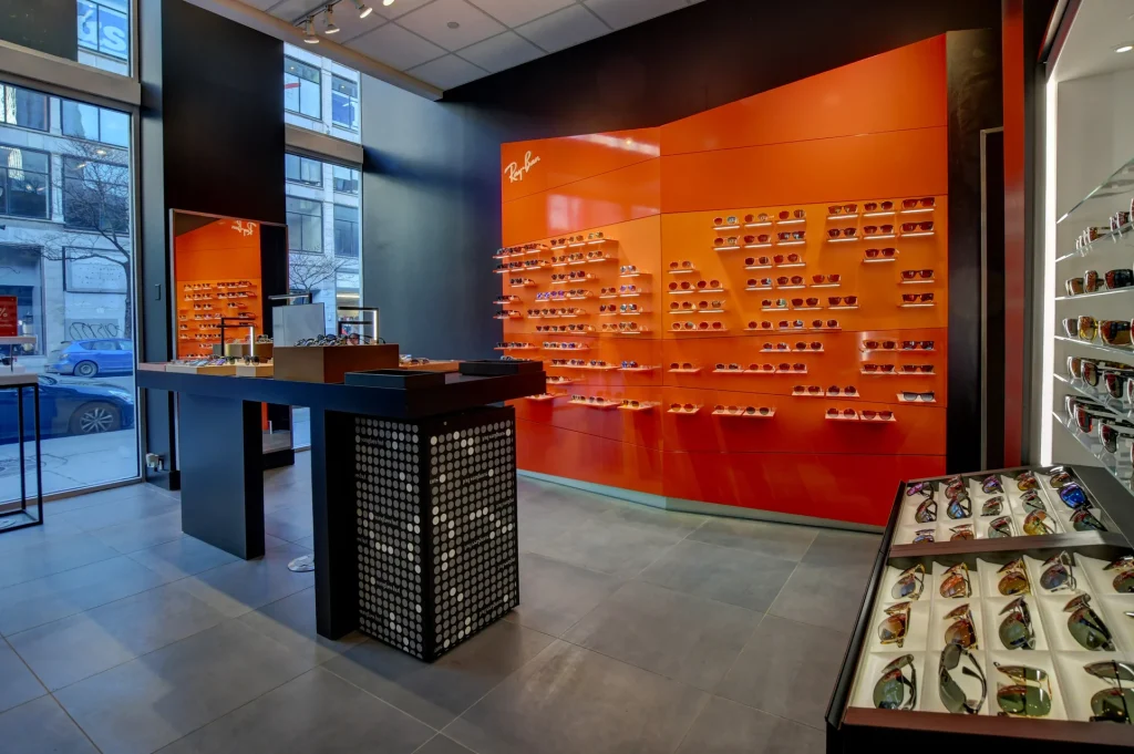 Sunglass Hut (1)